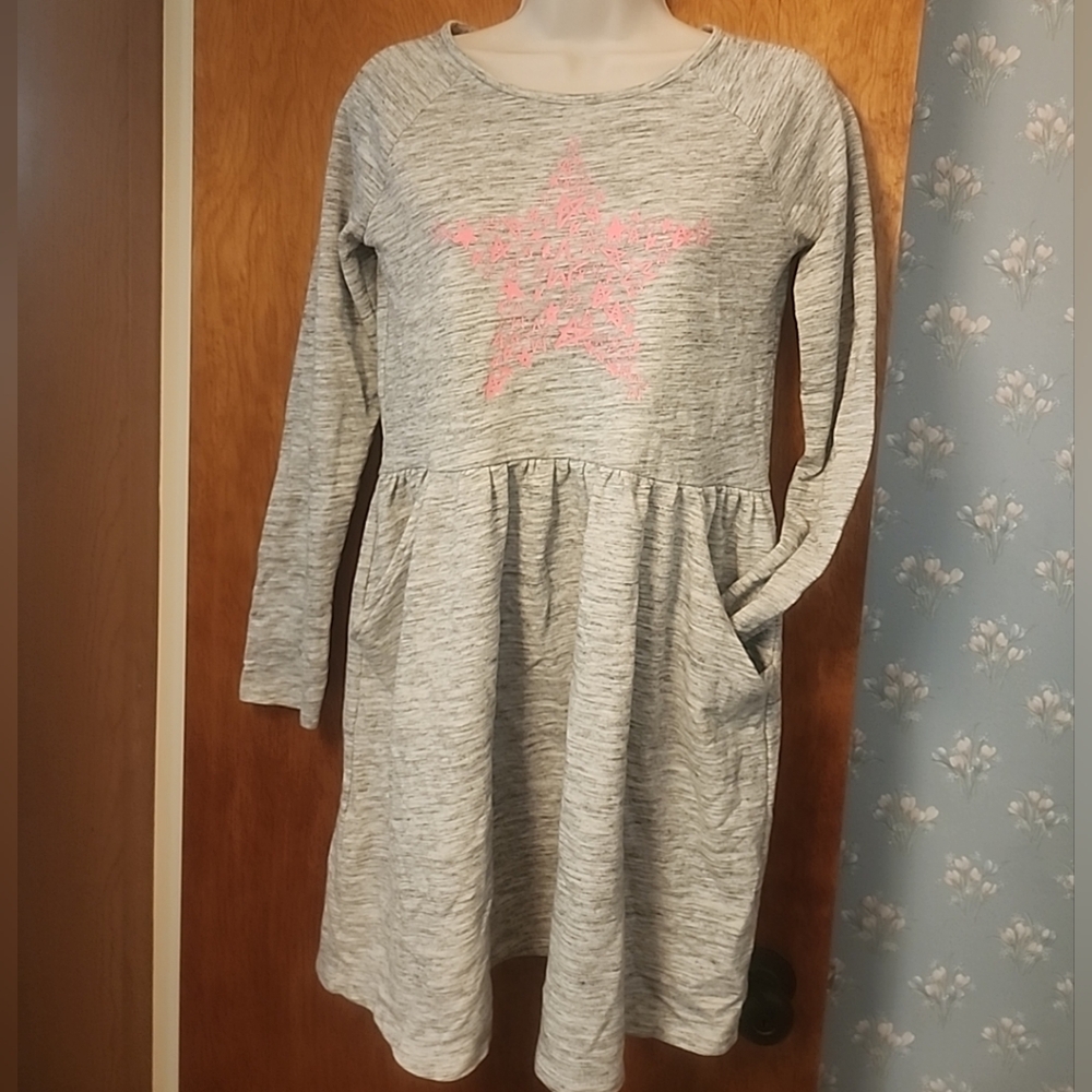 Circo Target Girls Size XL 14/16 long sleeve gray with pink stars